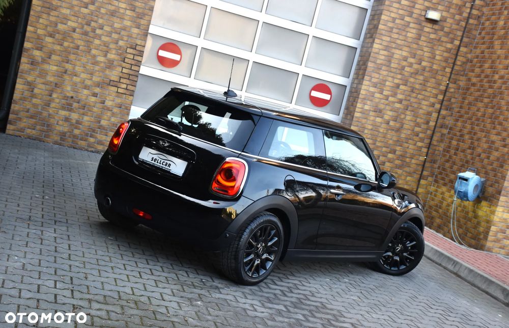 MINI Cooper Metropolitan - 4