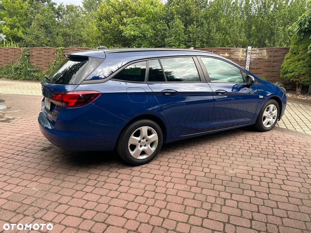 Opel Astra - 10