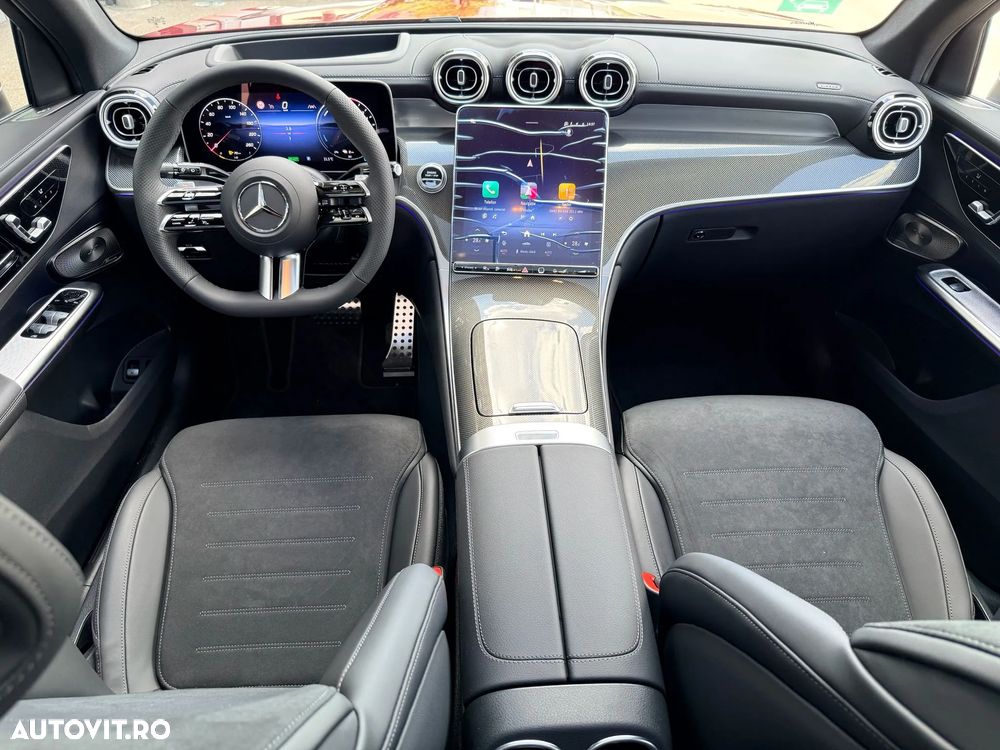 Mercedes-Benz GLC 300 e 4Matic 9G-TRONIC AMG Line Advanced - 11