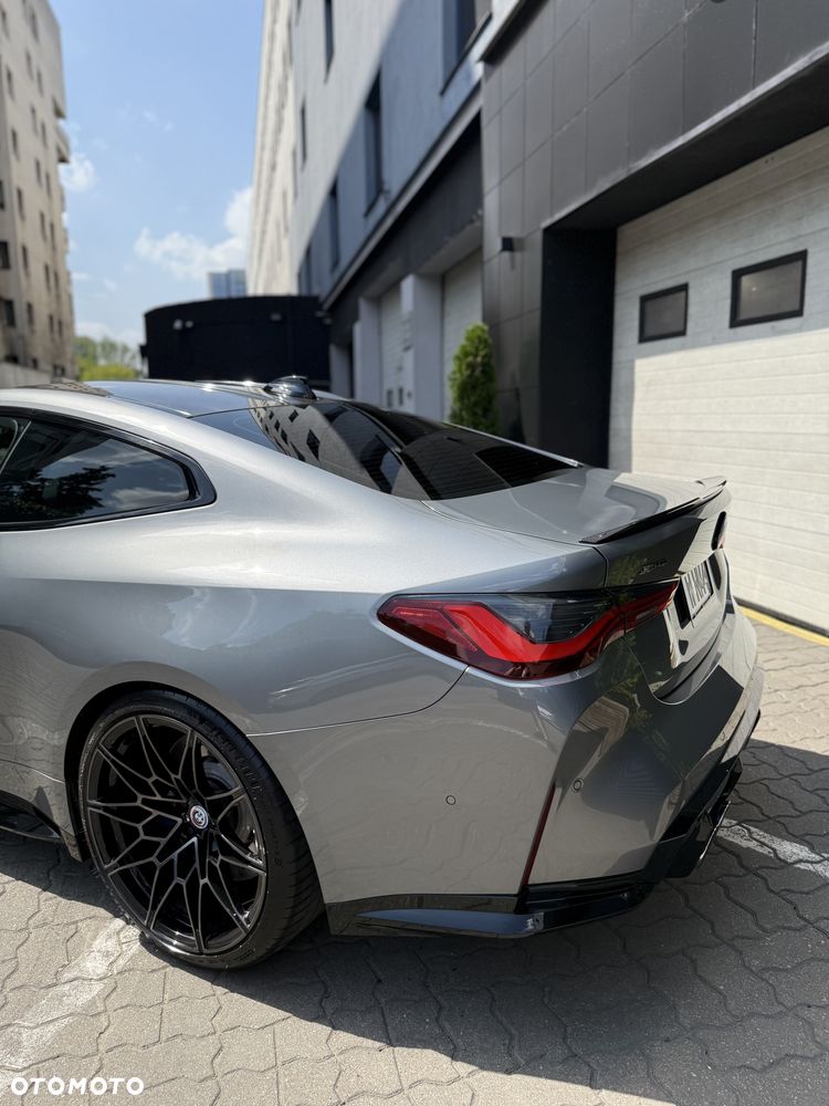 BMW M4 Competition M xDrive - 4