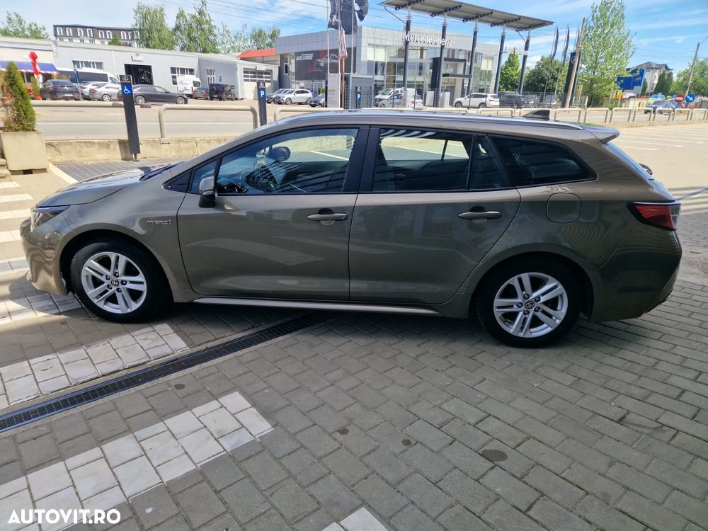 Toyota Corolla 1.8 HSD Business - 6