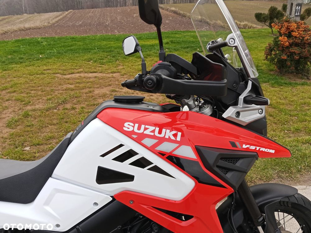 Suzuki V-STROM - 23