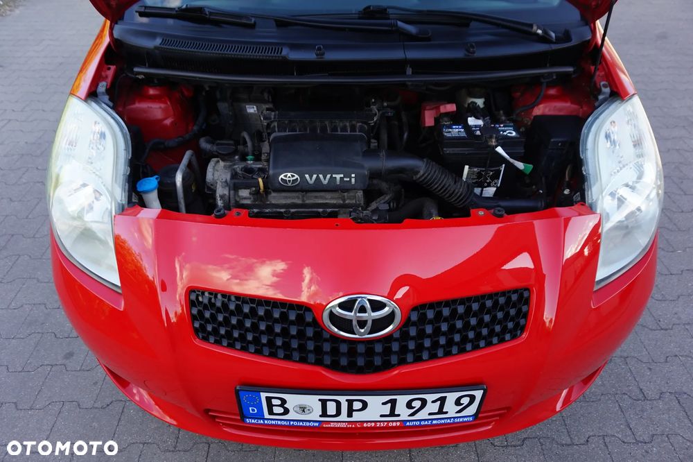 Toyota Yaris - 6