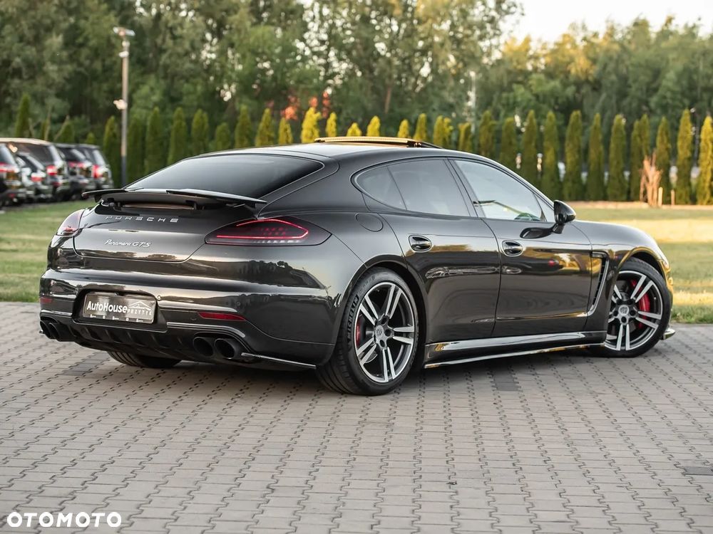 Porsche Panamera GTS - 11