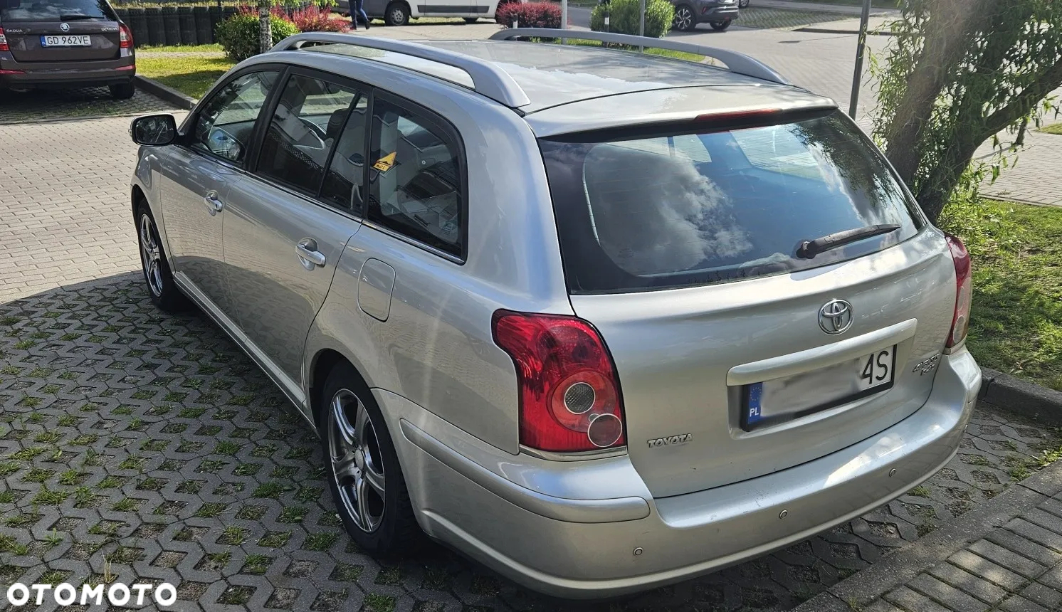 Toyota Avensis 2.0 D-4D Sol - 6