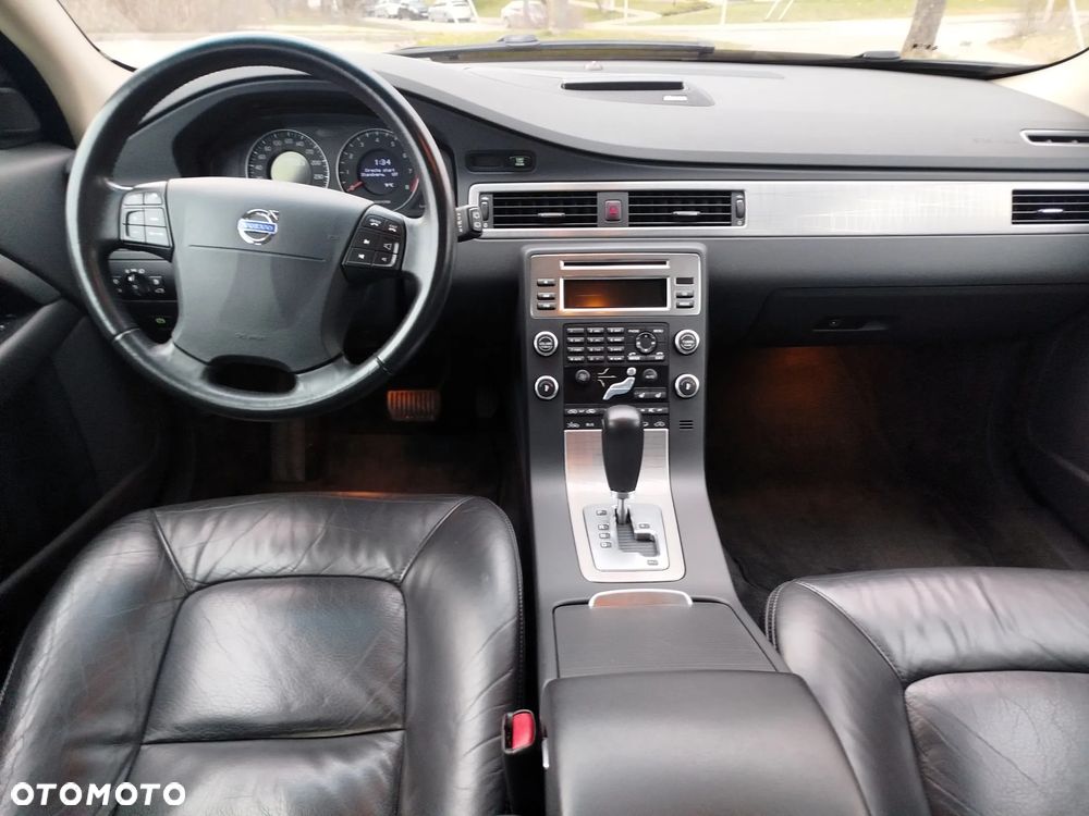 Volvo XC 70 3.2 AWD Momentum - 13