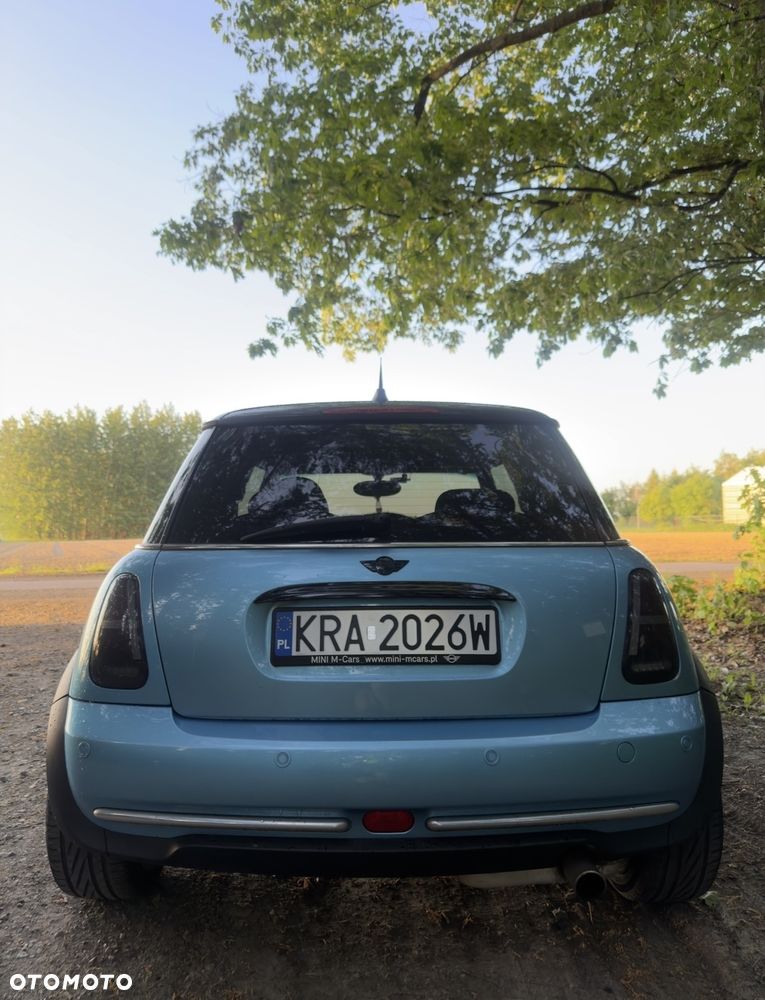MINI Cooper Standard - 2