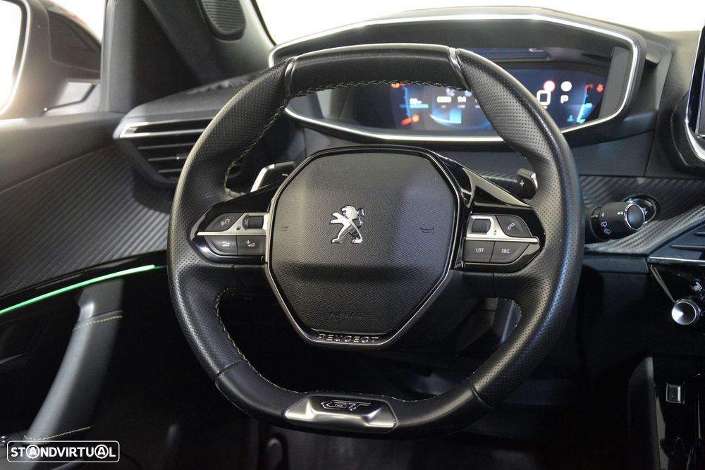 Peugeot 2008 1.2 PureTech GT Pack EAT8 - 14