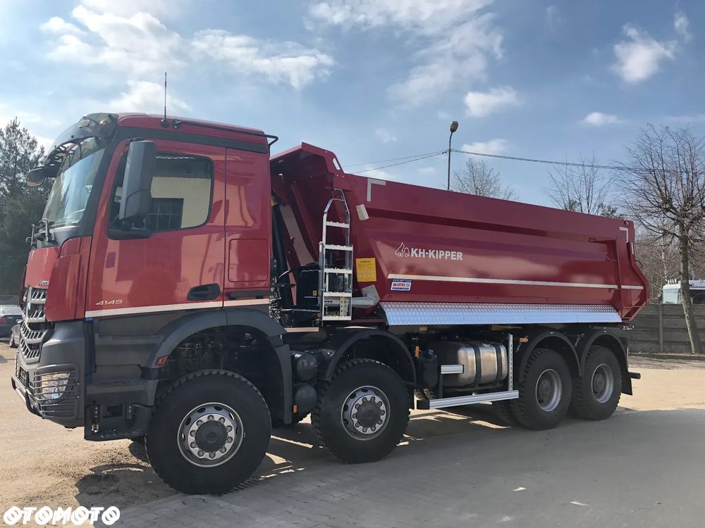 Mercedes-Benz Arocs - 4