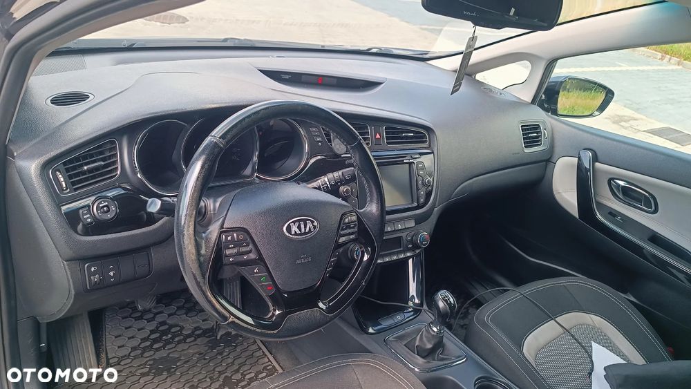 Kia Ceed 1.6 CRDi L - 19