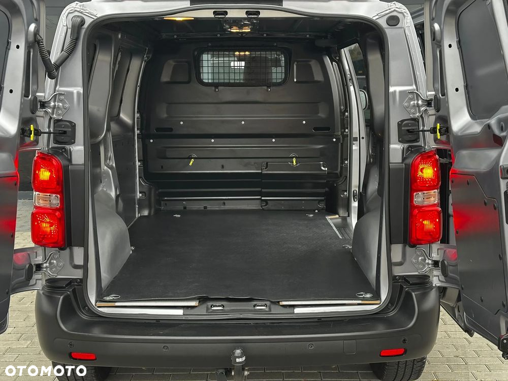 Toyota ProAce - 12