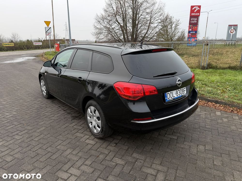 Opel Astra 1.4 Turbo 150 Jahre - 2