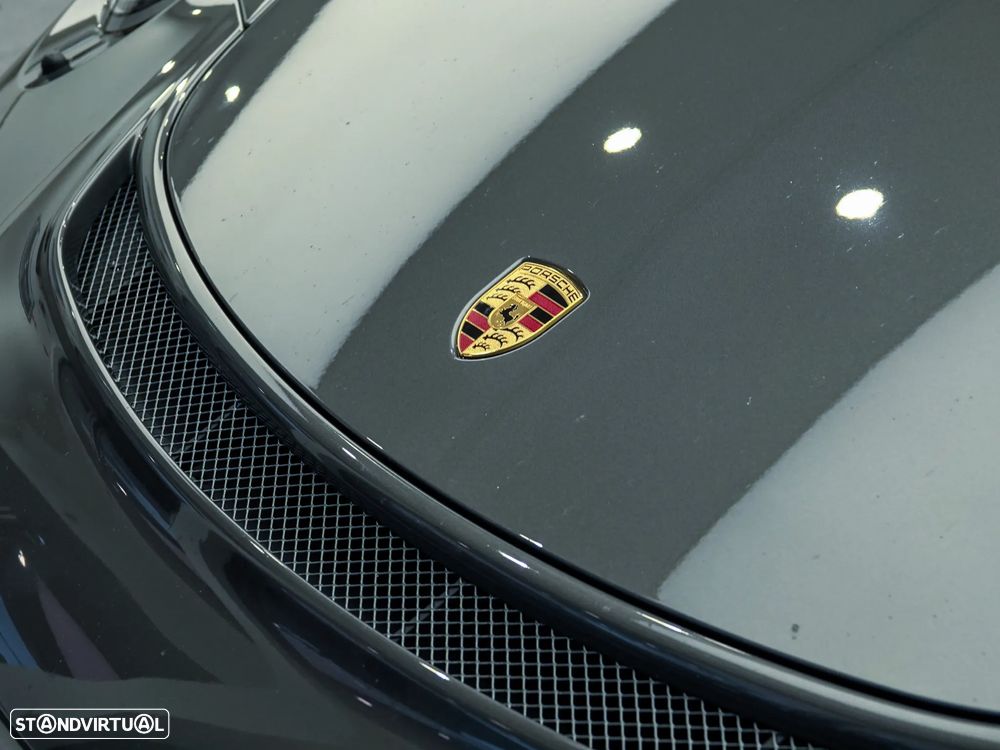 Porsche 911 Série F - 18