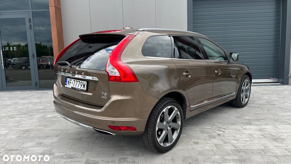 Volvo XC 60 T5 AWD Drive-E Summum - 4