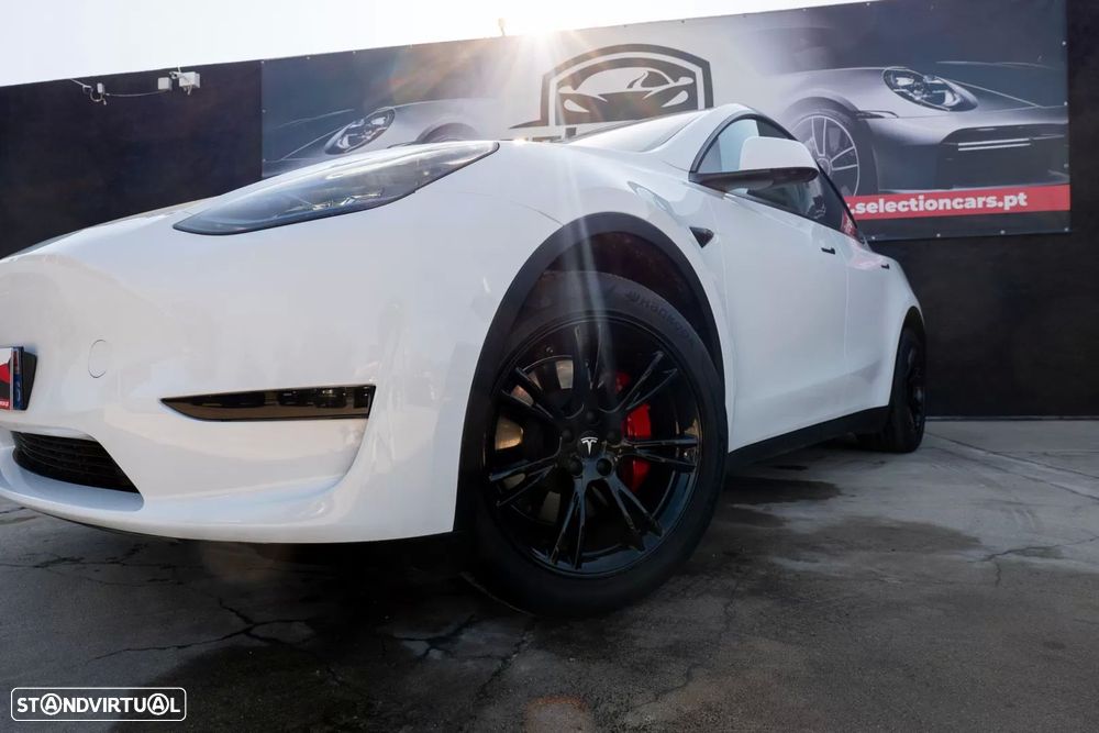 Tesla Model Y Long Range Tração Integral - 26