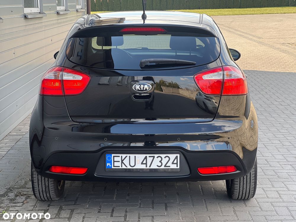 Kia Rio 1.4 Dream Team Edition - 10