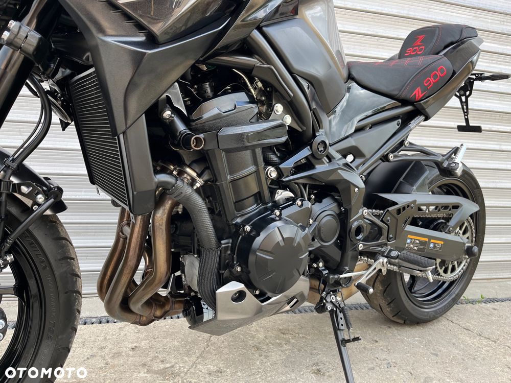 Kawasaki Z 900 - 29