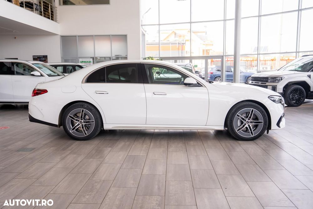 Mercedes-Benz E 300 de 4Matic 9G-TRONIC AMG Line - 9