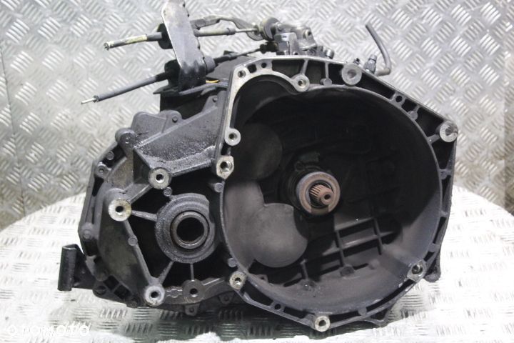 SKRZYNIA BIEGÓW OPEL VECTRA C 1.9CDTI 5530375 - 1
