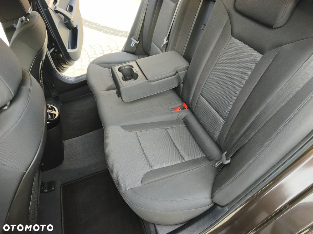 Hyundai i40 1.6 GDI BlueDrive Classic - 28