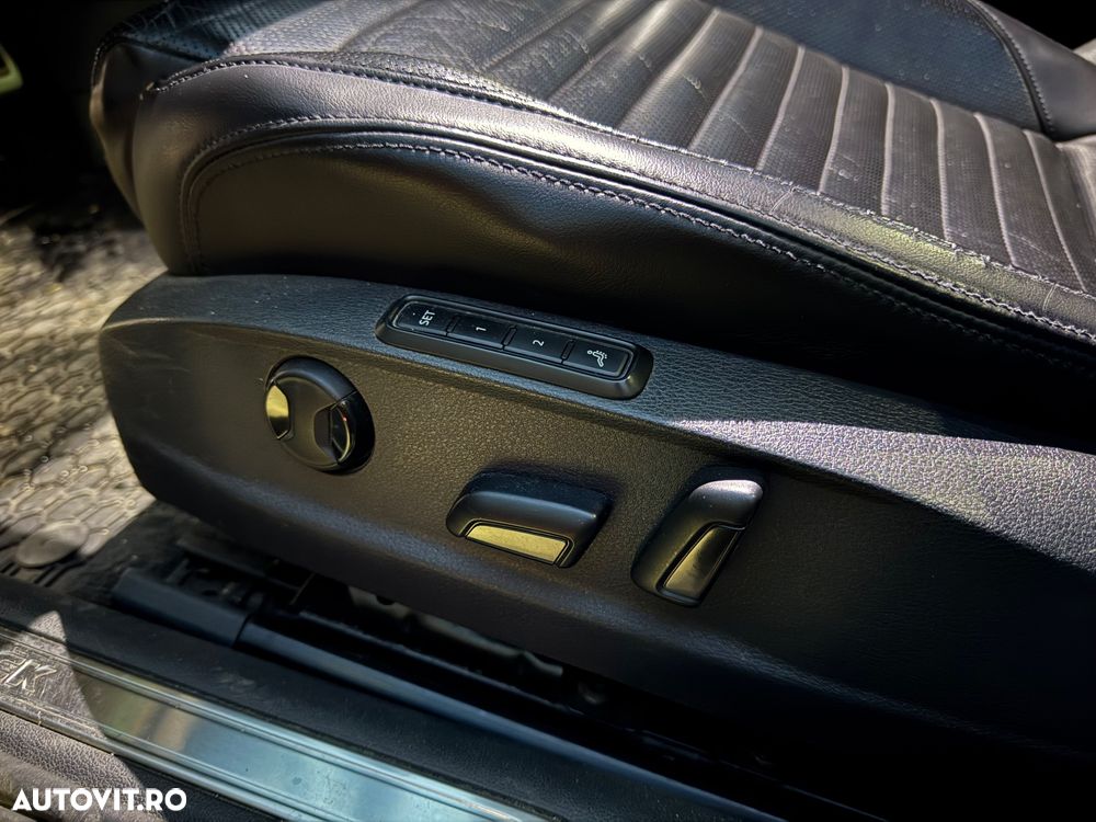 Volkswagen Passat Alltrack 2.0 TDI DSG 4Motion - 18