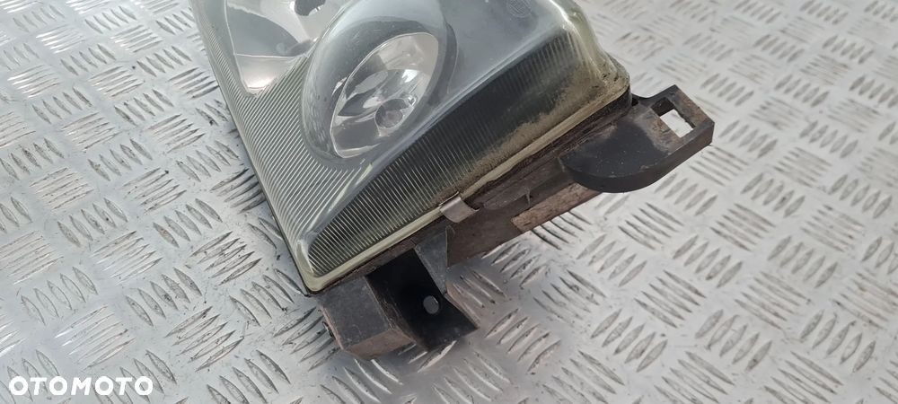 Nissan Terrano II Lampa Lewa Prawa Przód Przednia - 27