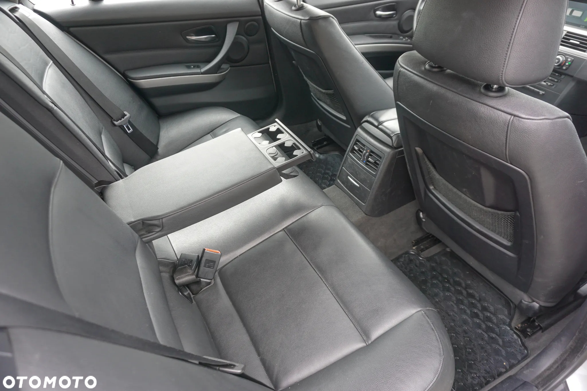 BMW Seria 3 325d - 13