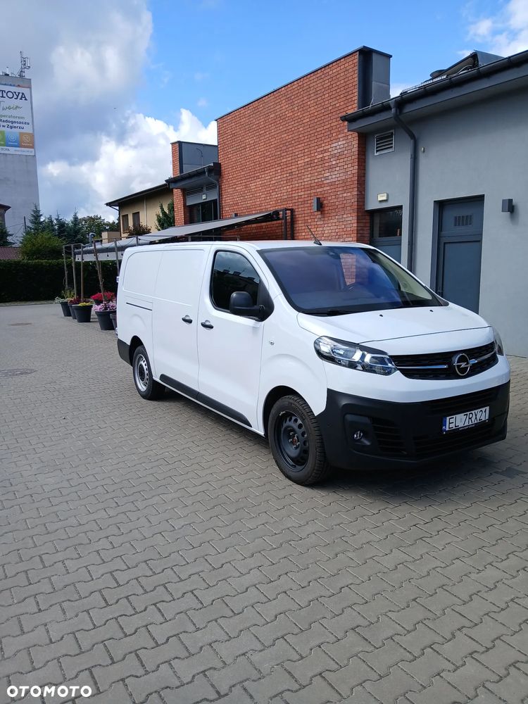 Opel Vivaro - 10