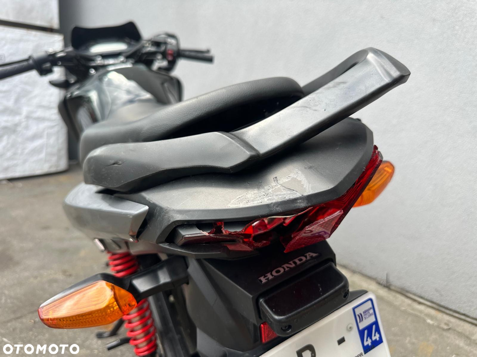 Honda CBF - 8