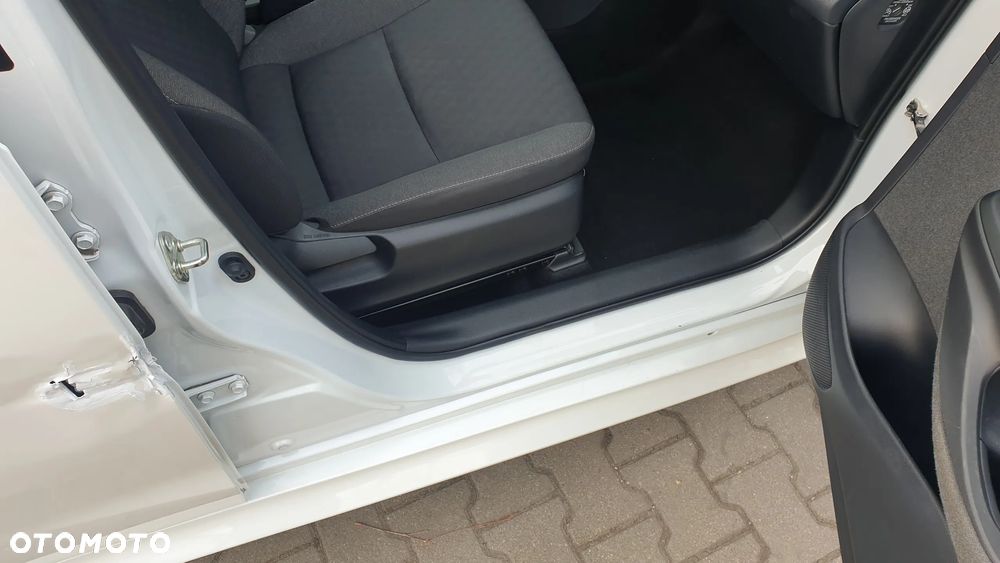 Toyota Yaris 1.5 Comfort CVT - 11