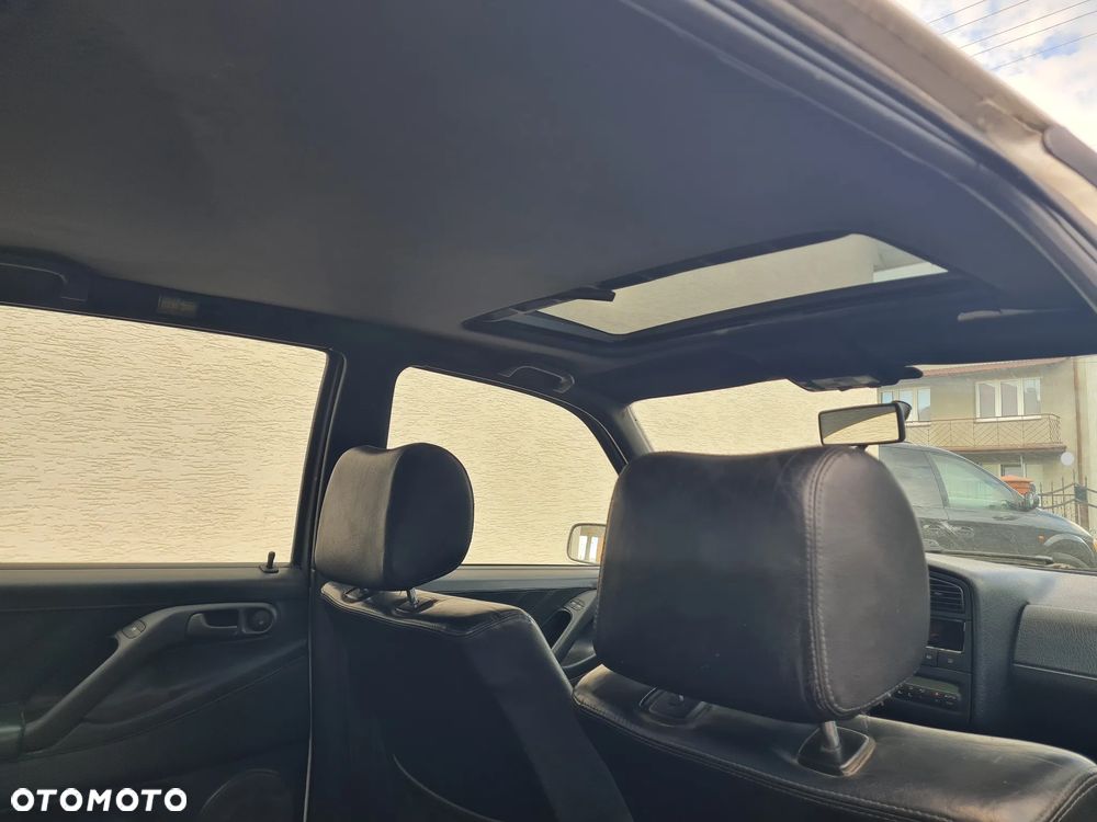 Volkswagen Passat 2.8 VR6 GT - 8