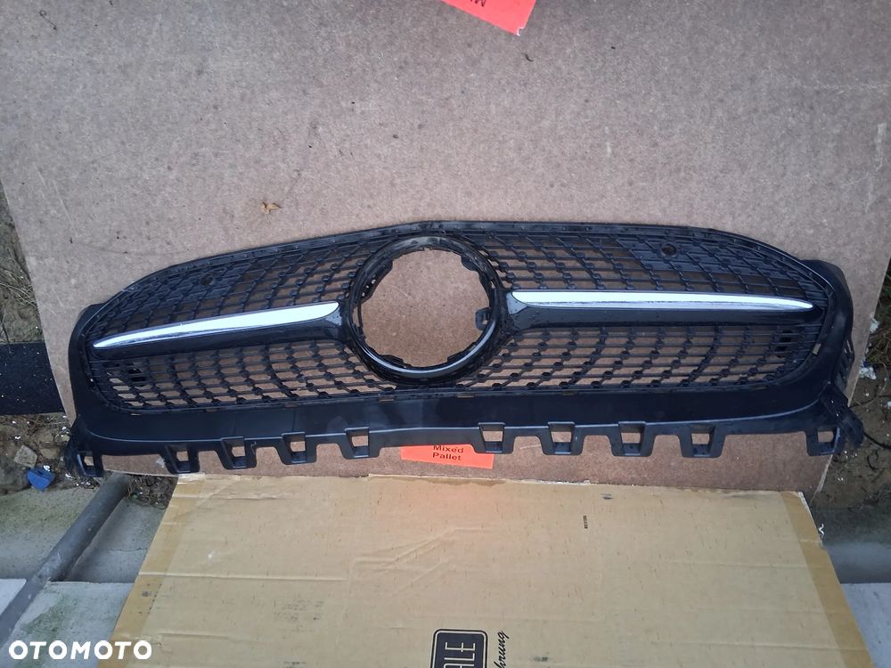 Grill Atrapa chłodnicy Mercedes B-klasa W247 AMG A2478882900 A0008880400 - 1