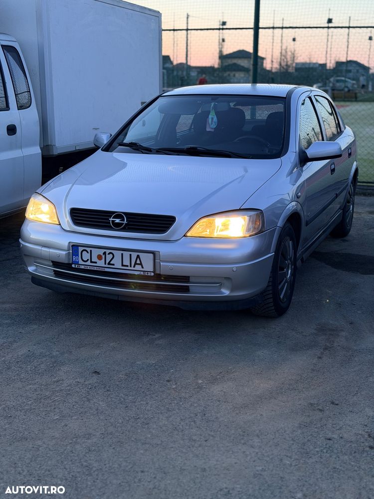 Opel Astra 1.6 - 7