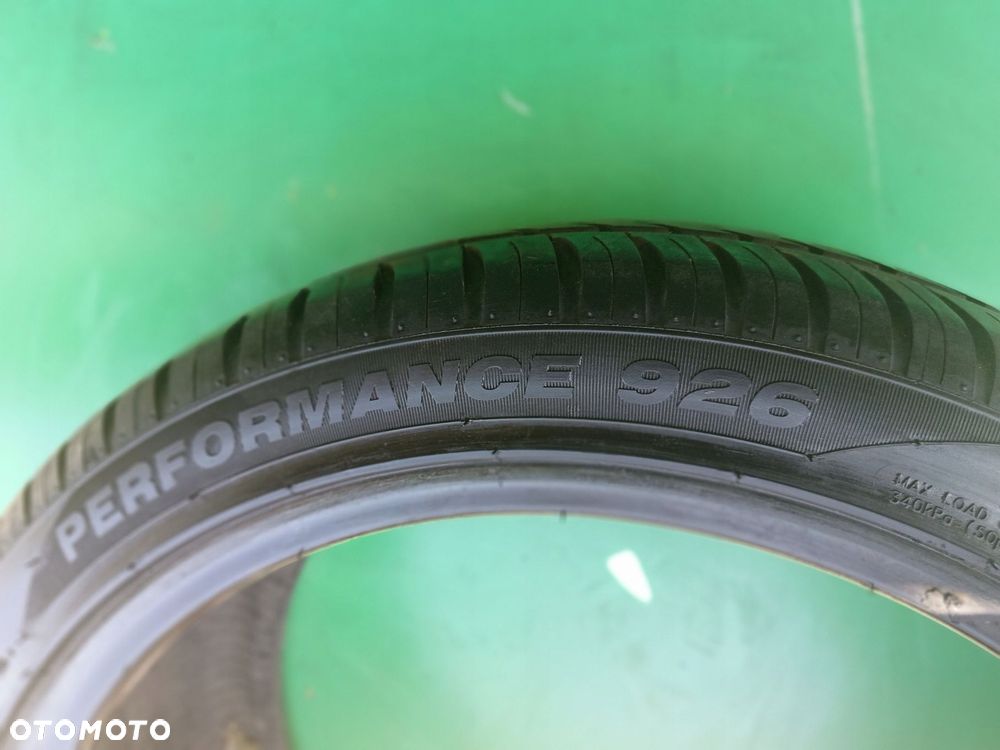 runway performance 926 235/40/18, 1 szt 7,3 mm - 4