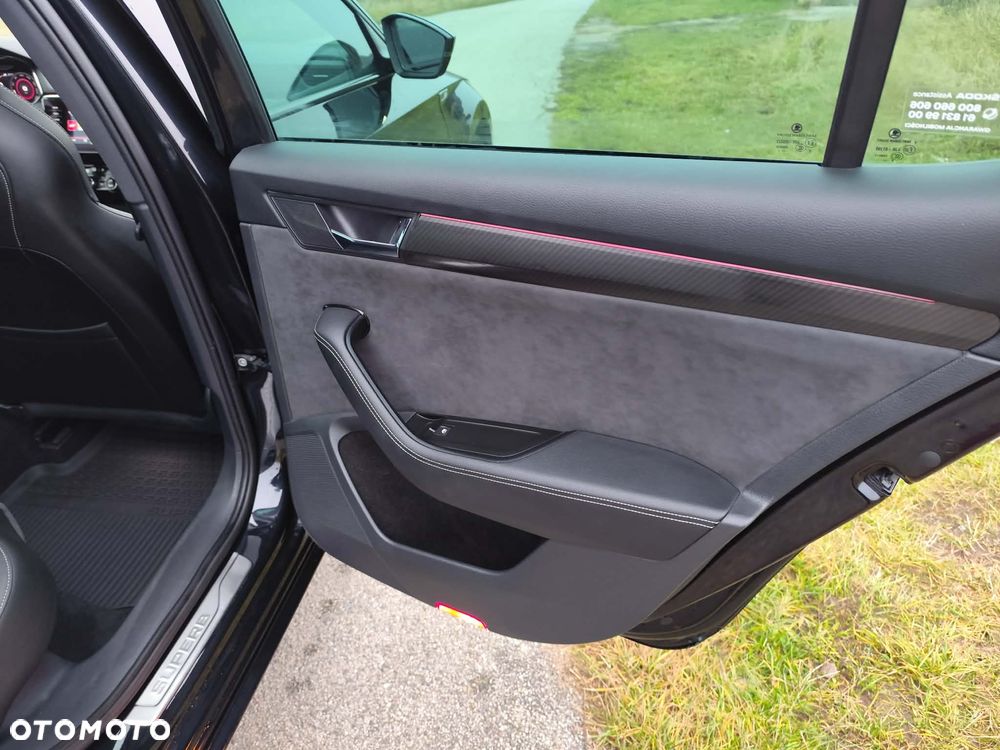 Skoda Superb 2.0 TSI 4x4 Sportline DSG - 13