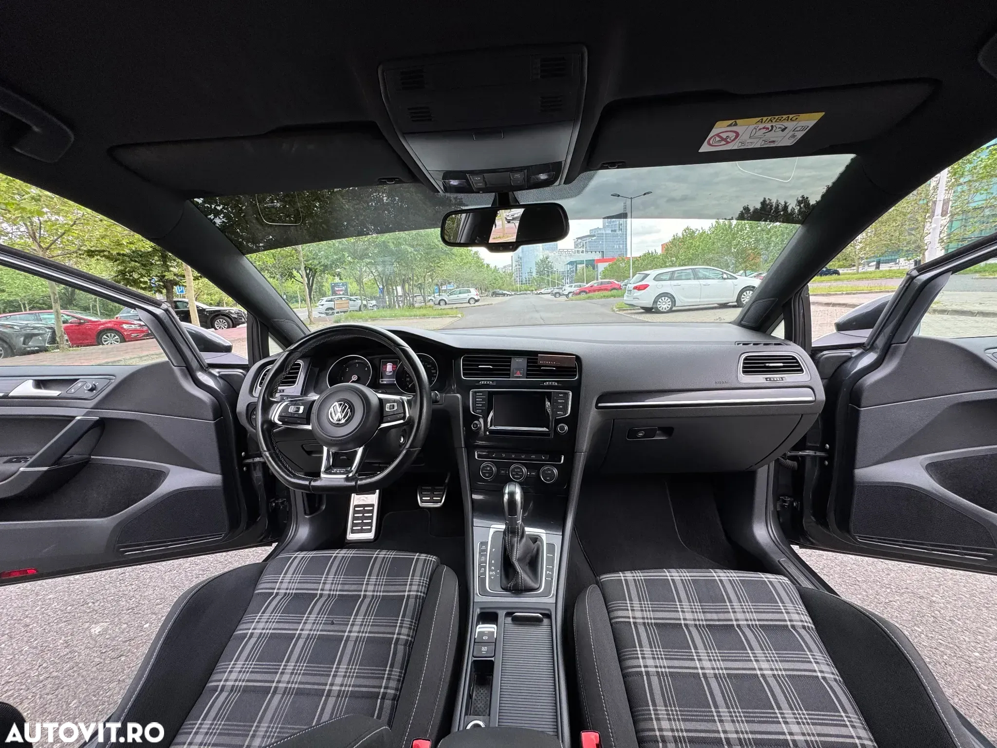 Volkswagen Golf GTD 2.0 TDI SCR DSG - 11