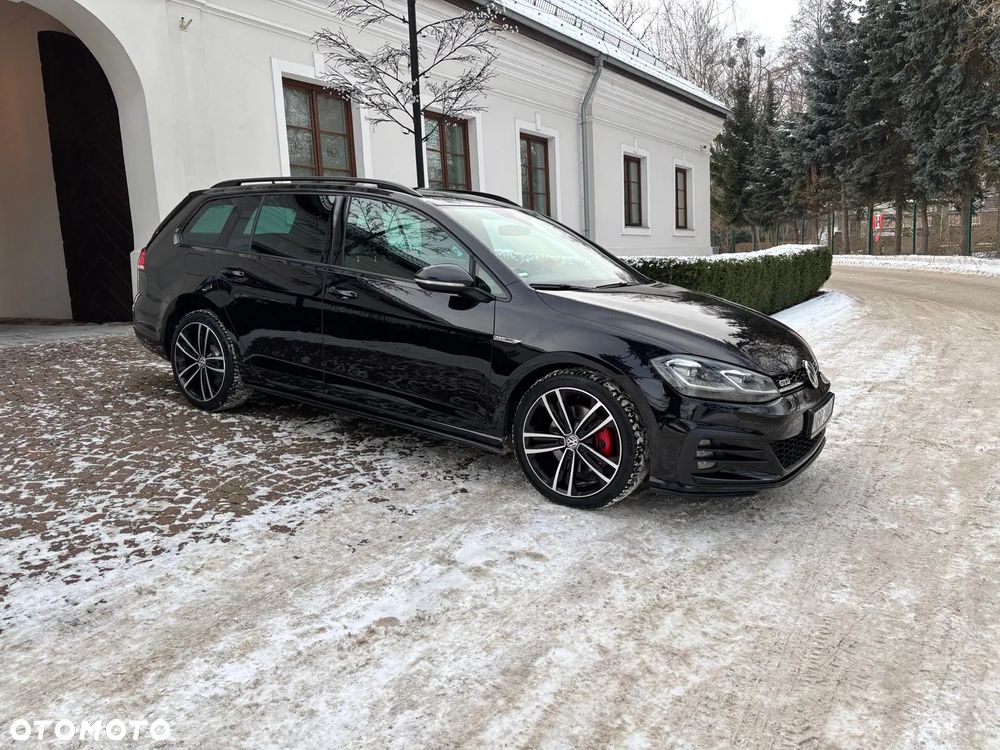 Volkswagen Golf - 13