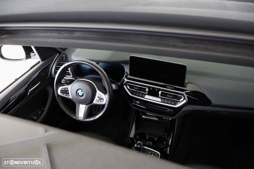 BMW iX3 M Sport Inspiring - 59
