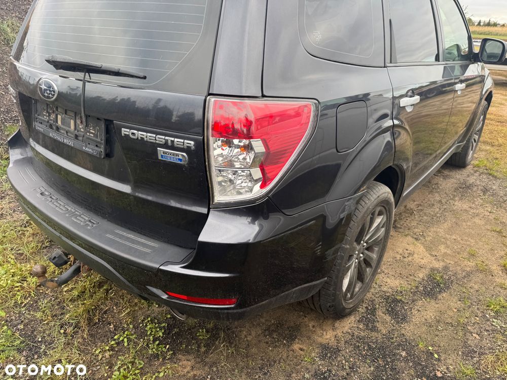 Subaru Forester 2.0D Active Deep Green Pearl - 14