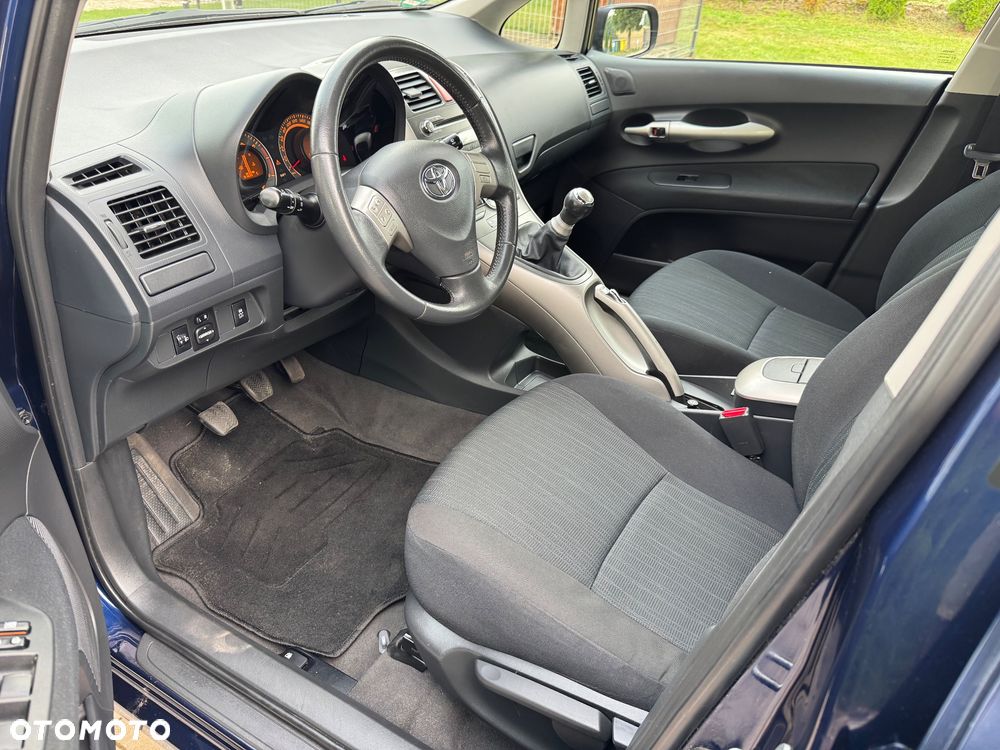Toyota Auris 1.6 VVT-i Sol - 5
