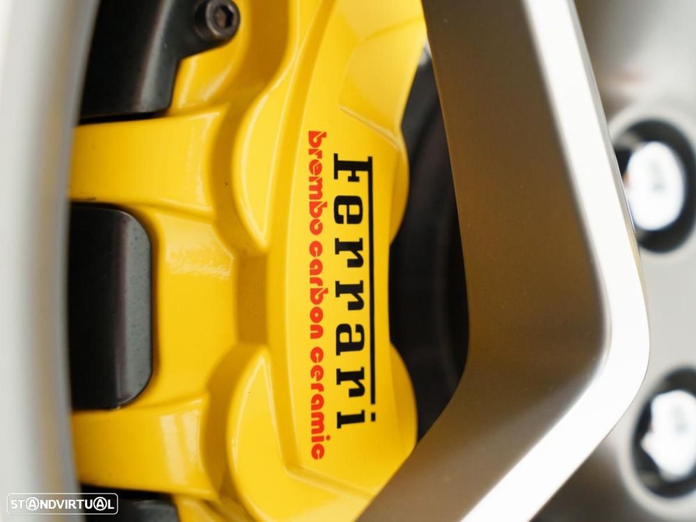 Ferrari F8 Tributo Spider - 11