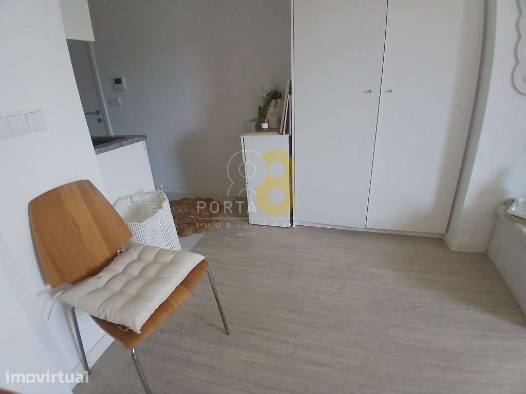 T0 na Av. da República - Matosinhos - Grande imagem: 5/20