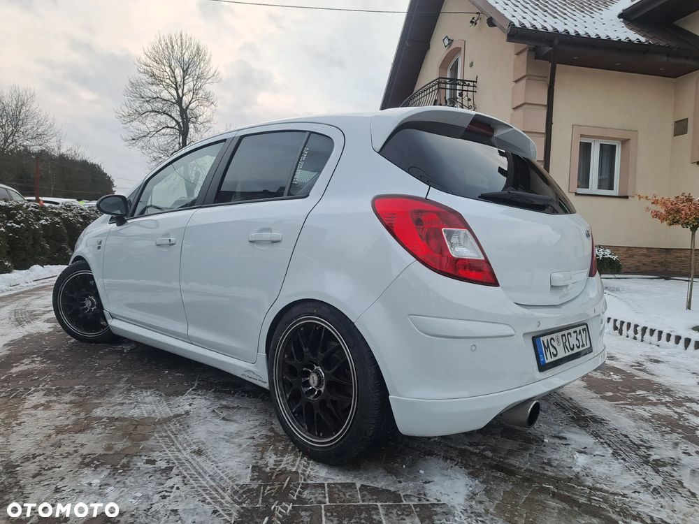 Opel Corsa 1.6 Turbo 150 Jahre - 6