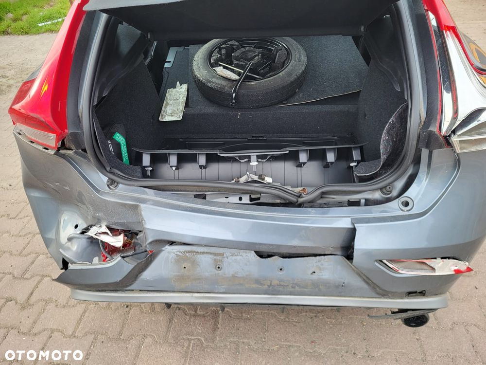 Volvo V40 D3 Geartronic Summum - 15