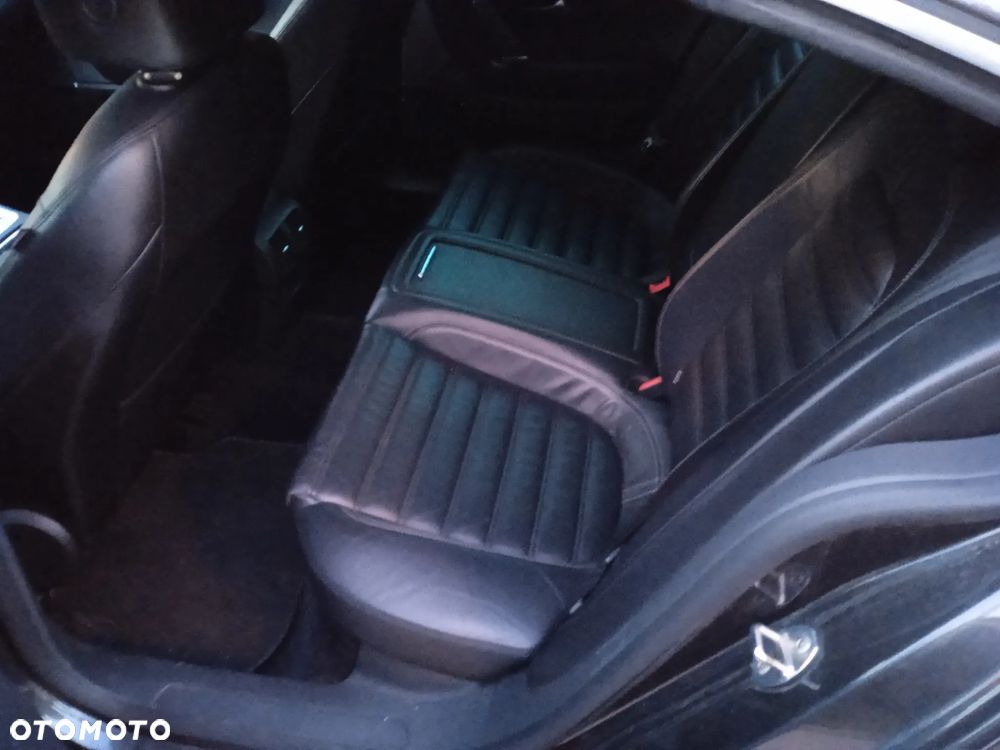 Volkswagen Passat CC 3.6 V6 4Motion DSG - 10