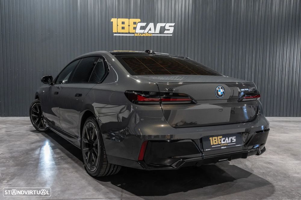 BMW 750 750e xDrive Pack Desportivo M - 60