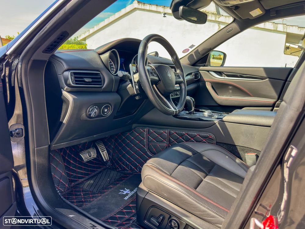 Maserati Levante - 25