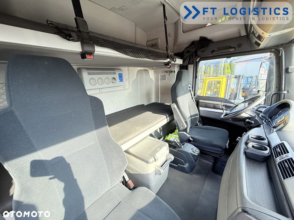 MAN TGX 18.440 / AUTOMAT / STANDARD / RETARDER / ZBIORNIKI PALIWA 1160L / DWA ŁÓŻKA / LODÓWKA - STAN IDEALNY - 40