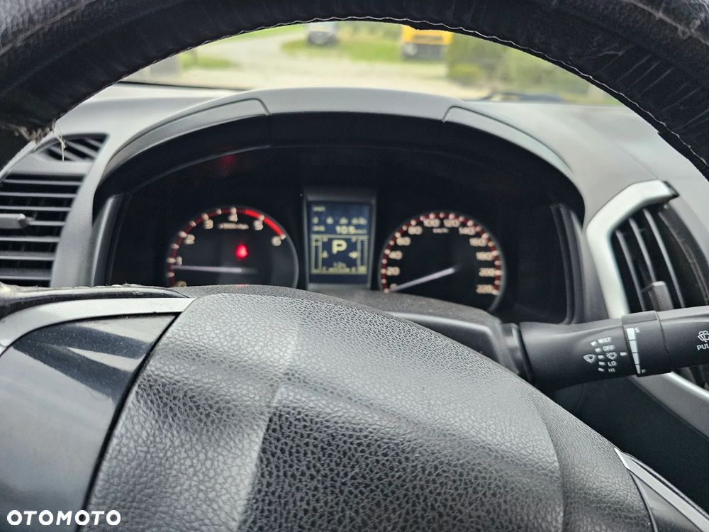 Isuzu D-Max - 9