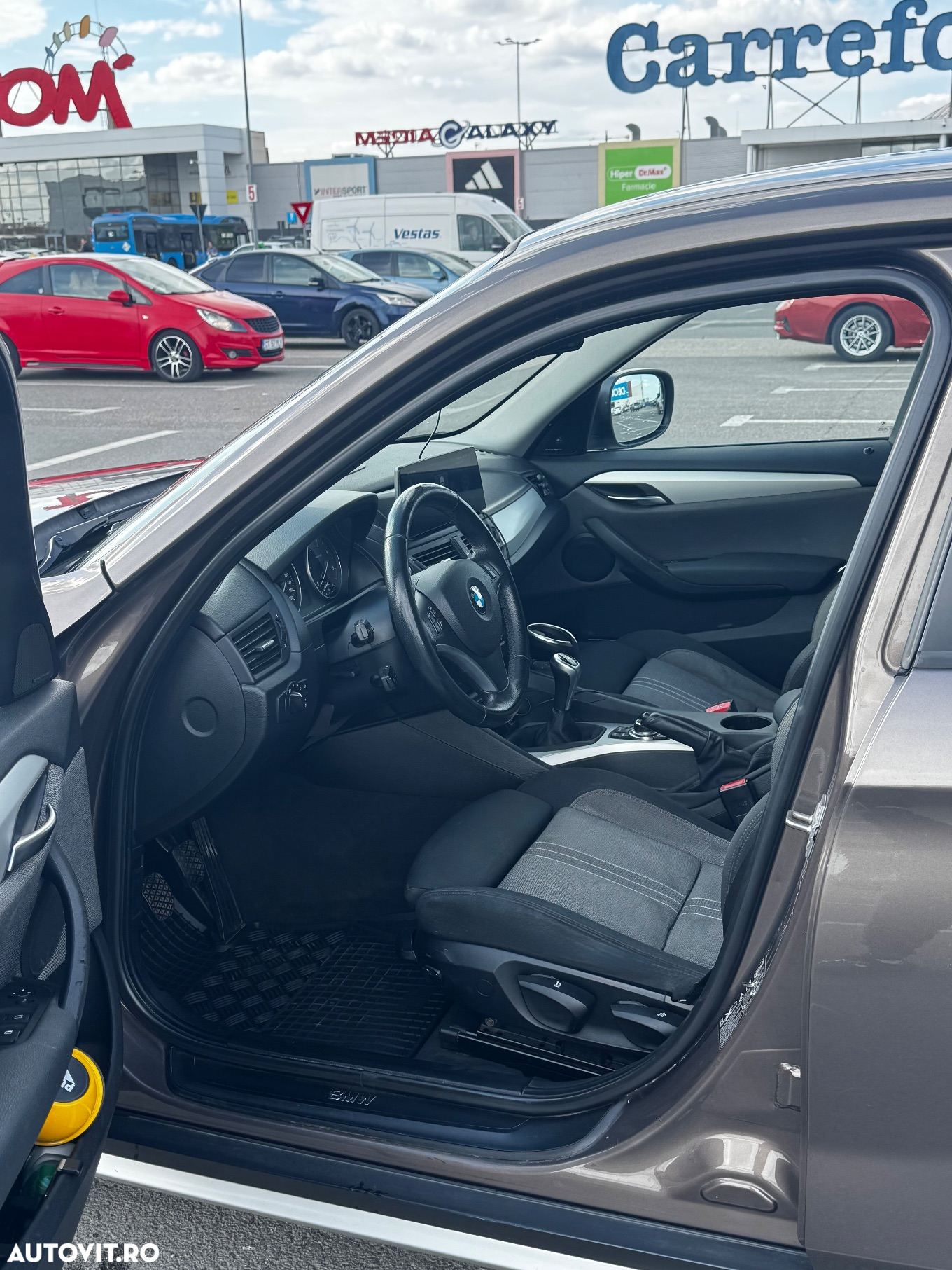 BMW X1 xDrive18d - 10
